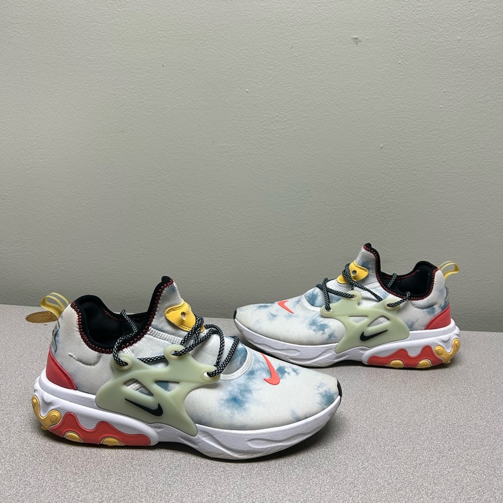 Nike React Presto Alien